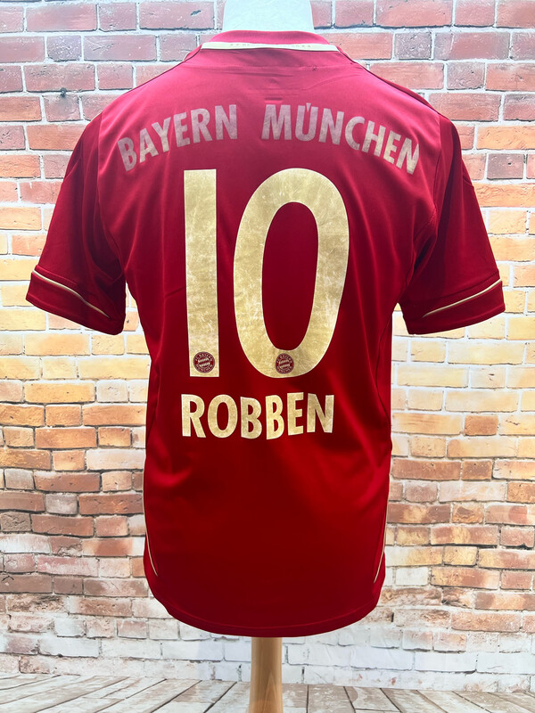 Bayern Munich 2012/13 Home adidas Mens XS Football Shirt Arjen Robben #10