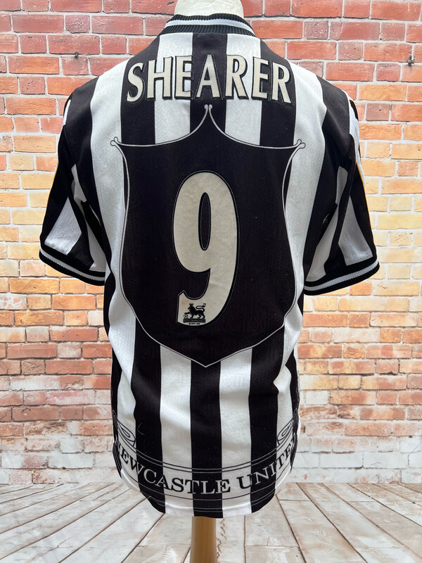 Newcastle United 1998/99 Home Adidas Mens Small Football Shirt Alan Shearer #9