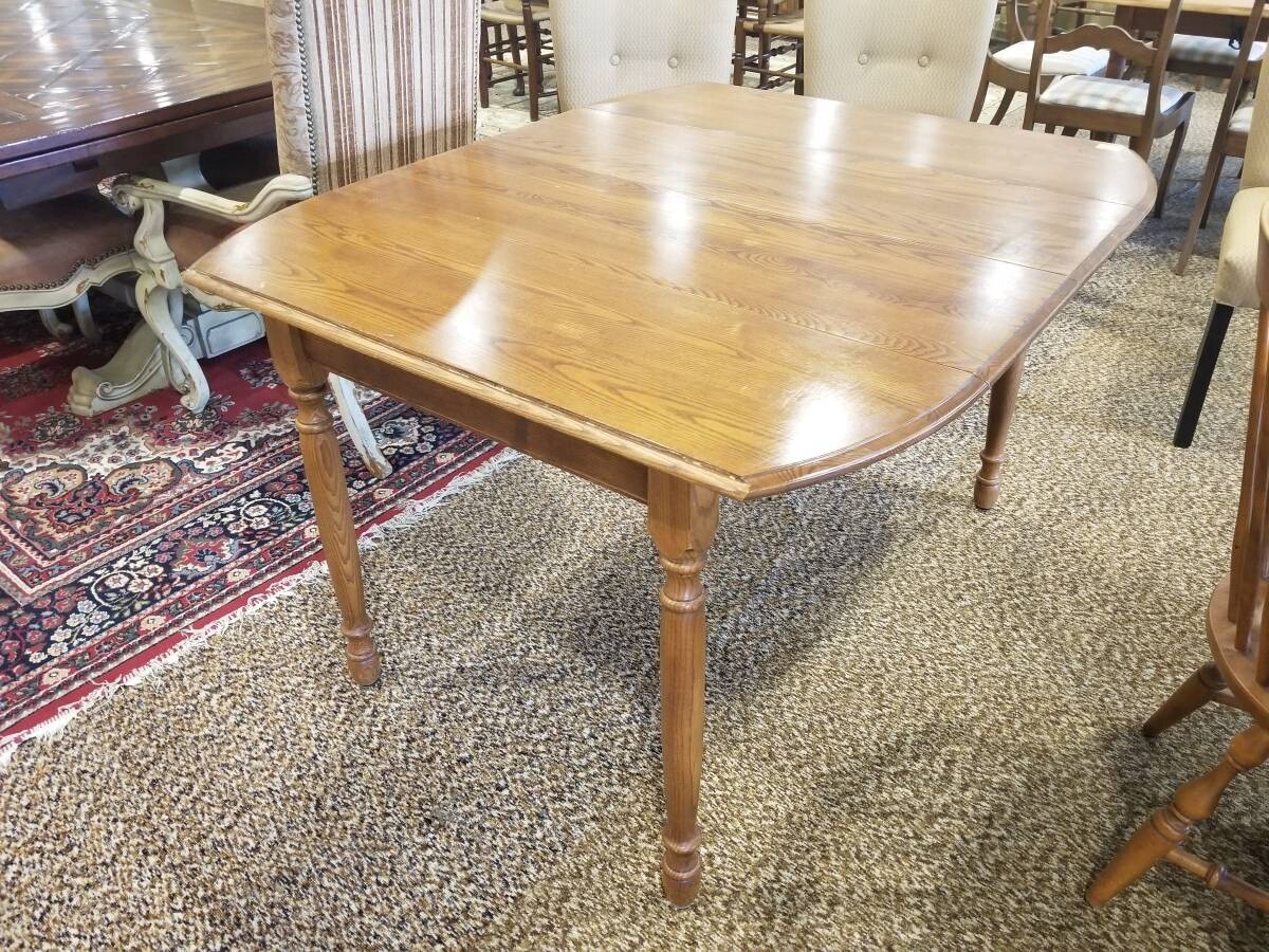 Small Hitchcock Dining Table w/ 2 Leaves
