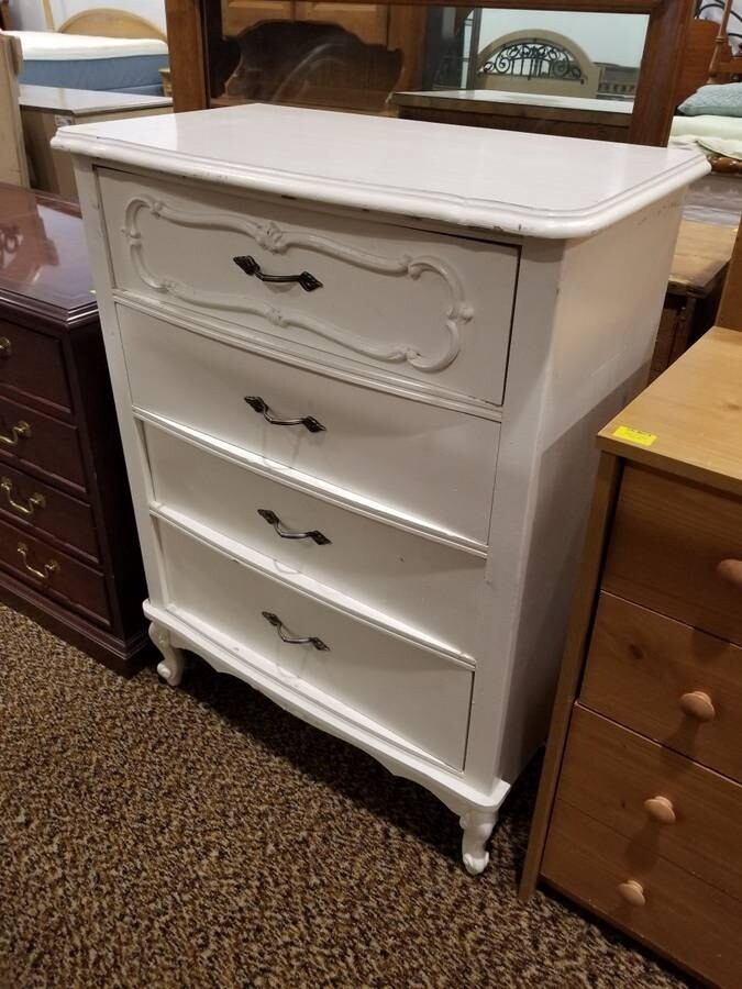 White Painted 4 Drawer Dresser