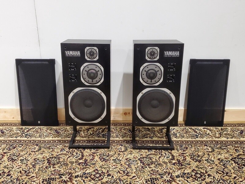 Yamaha NS-1000 3-Way Monitor Speakers w/ Original Stands