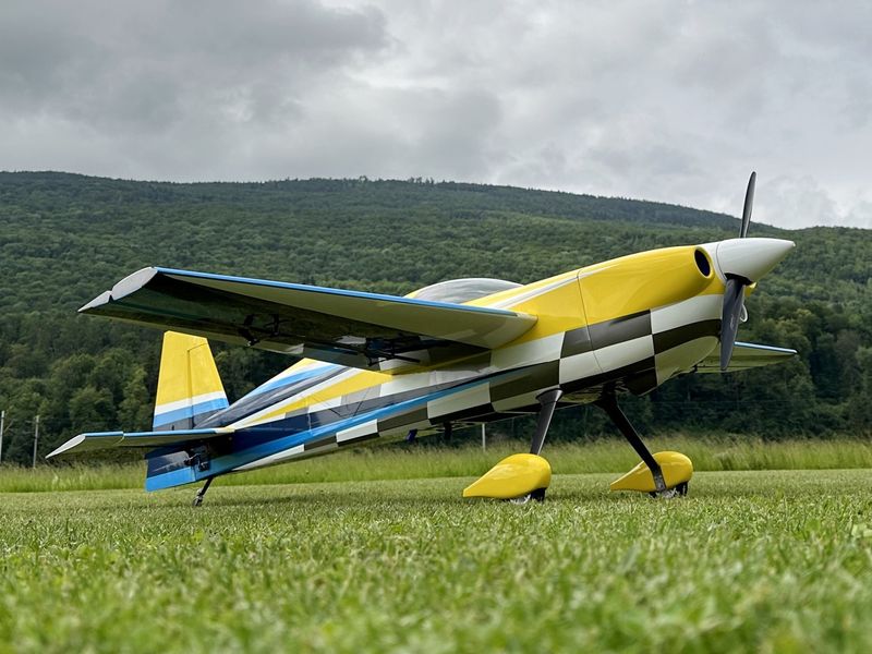 PILOT-RC Edge 540 V3 - 103'' 2643mm