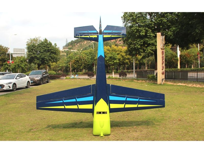 PILOT-RC SLICK-103, 80-120ccm, Spw 2638mm, ARF
