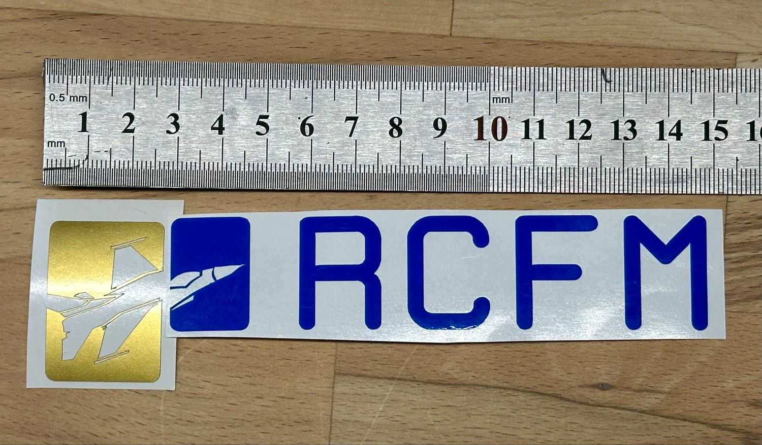 RCFM Konturgeschnittene Aufkleber