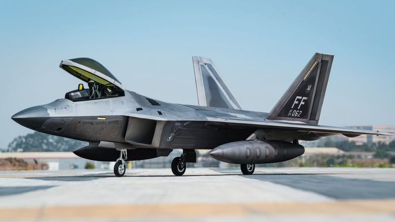 JetRuler 1/9 F-22 Raptor 2,1 m