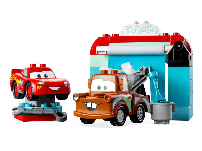 Lightning McQueen &amp; Mater&#39;s Car Wash Fun