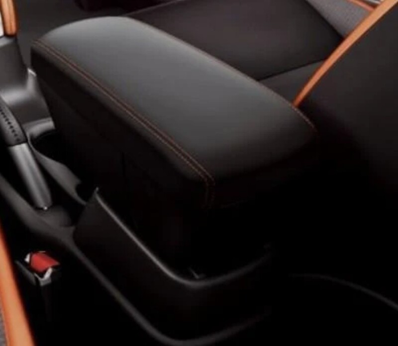 Mittre armstöd Nissan Micra K14