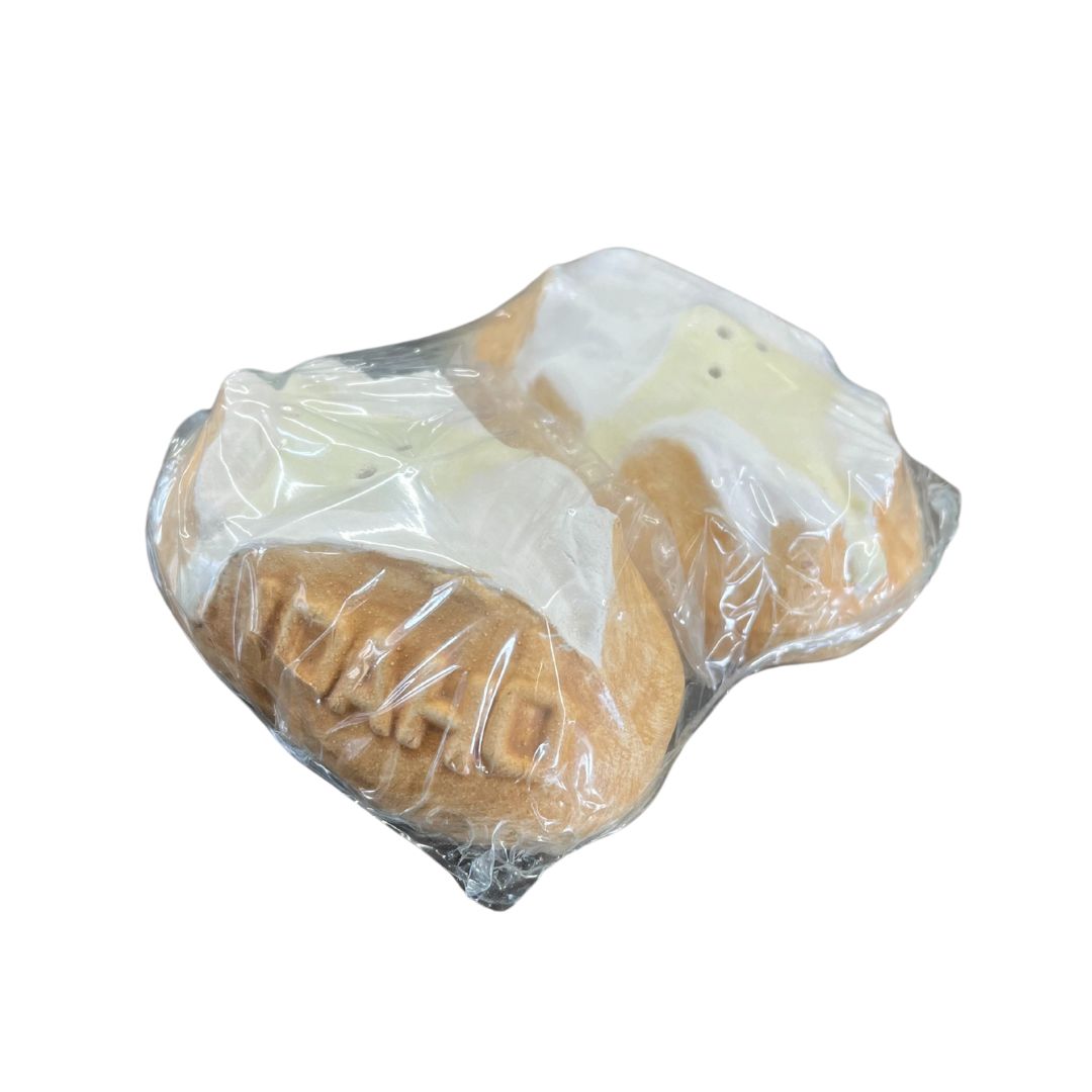Ceramic salt & paper shakers Ceramic salt & paper shakers