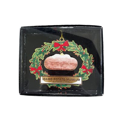 IPM Wreath Ornament