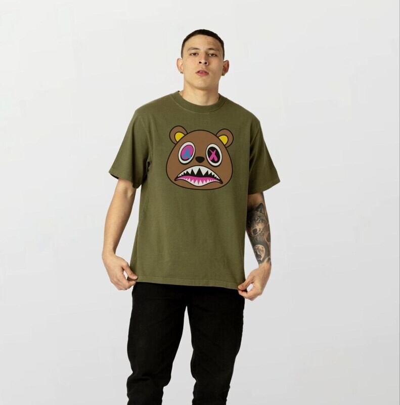 Brown bear_Elite Tee milgreen