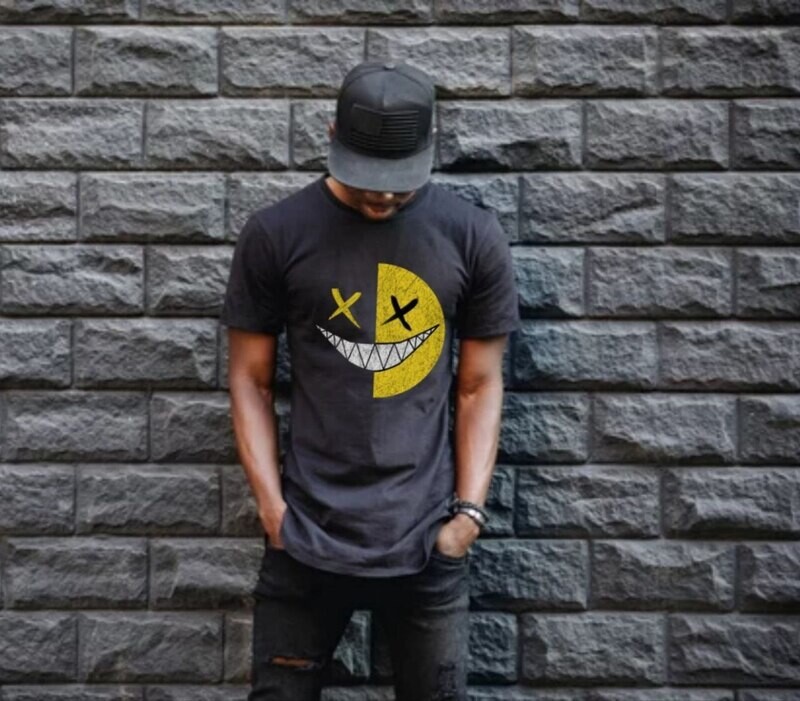 Wockee smile2 yellow_Elite Tee black