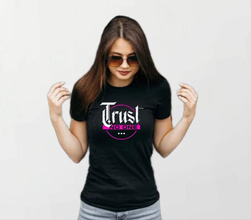Trust no one_Women&#39;s Elite Tee black