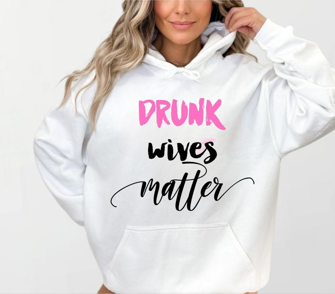 Drunk wives matter_Women's Elite Hoodie white