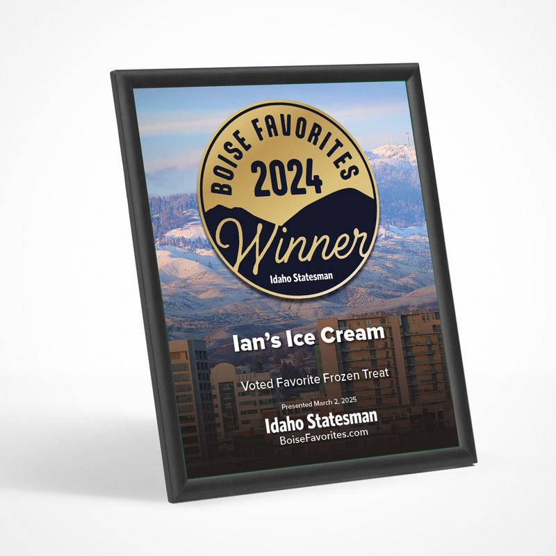 Winner&#39;s Modern Plaque