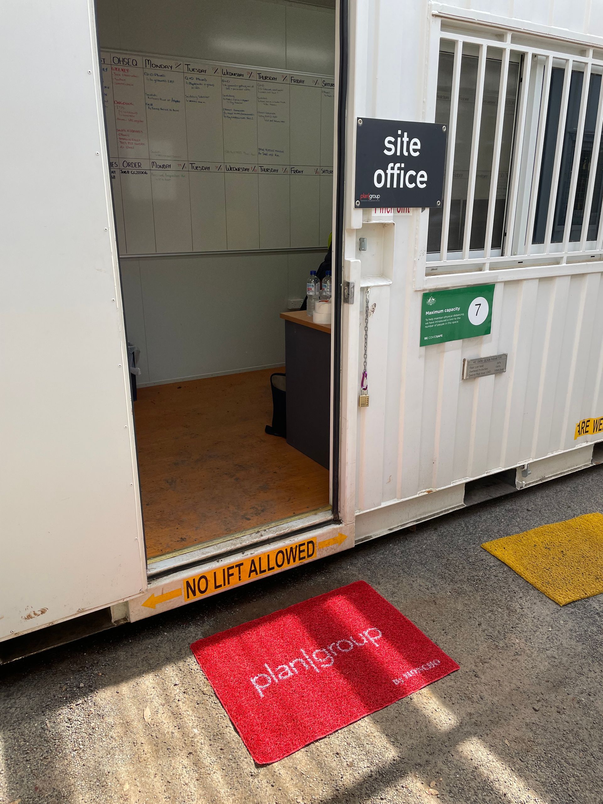 Honcho Door Boss Mat 120cm x 80cm