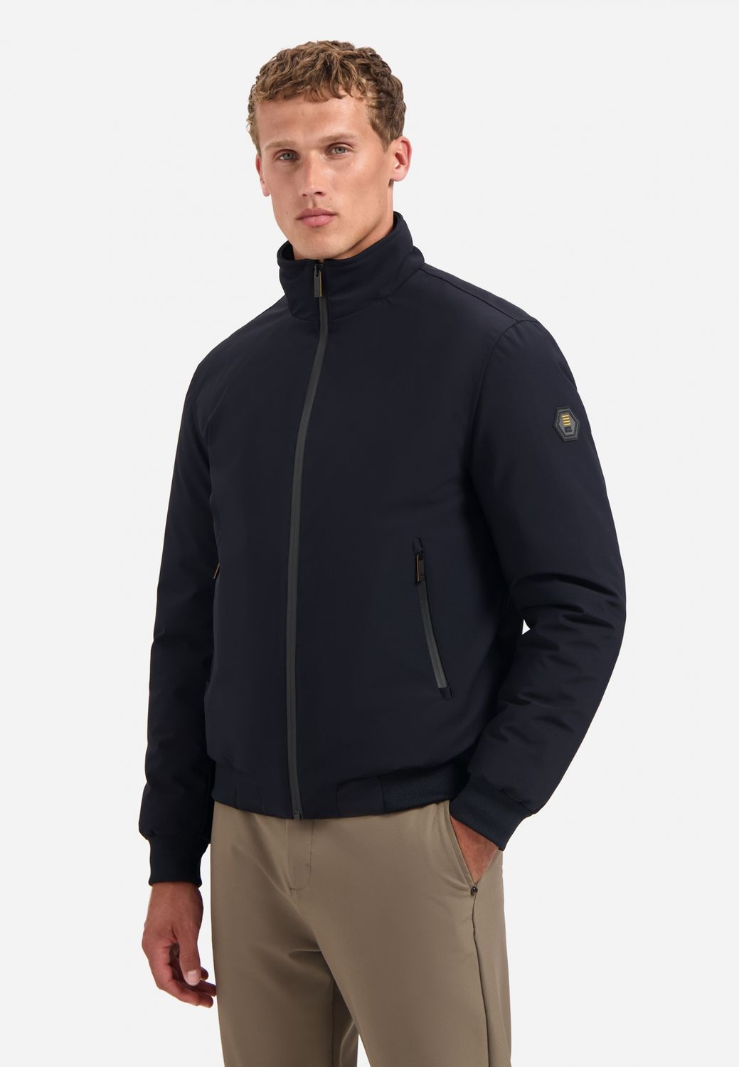 No Excess Jacket Short Fit Padded Stretch