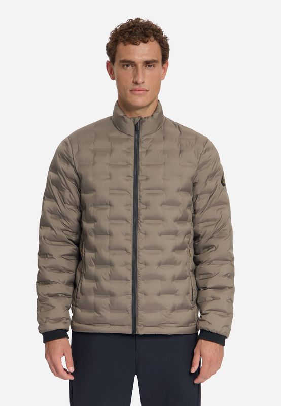 No Excess Jacket Short Fit Padded Sealed