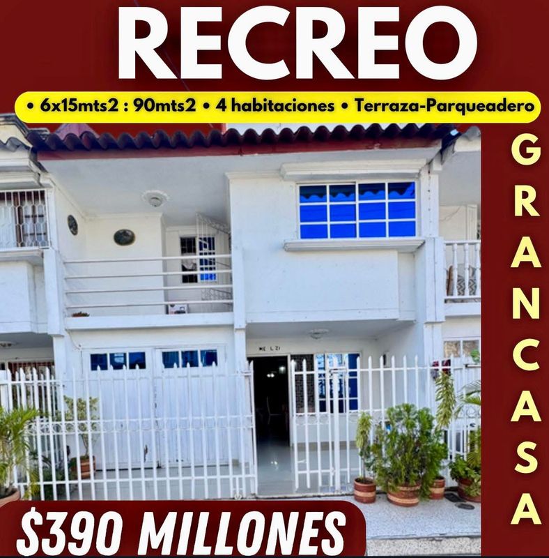 GRAN CASA EN EL RECREO