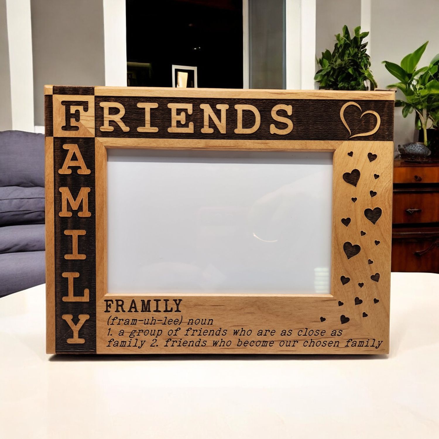 Framily Picture Frame | Friends are Family | Gift for Friend | Friendship | Family Friends | Best Friends | 4x6 Landscape Size Frame