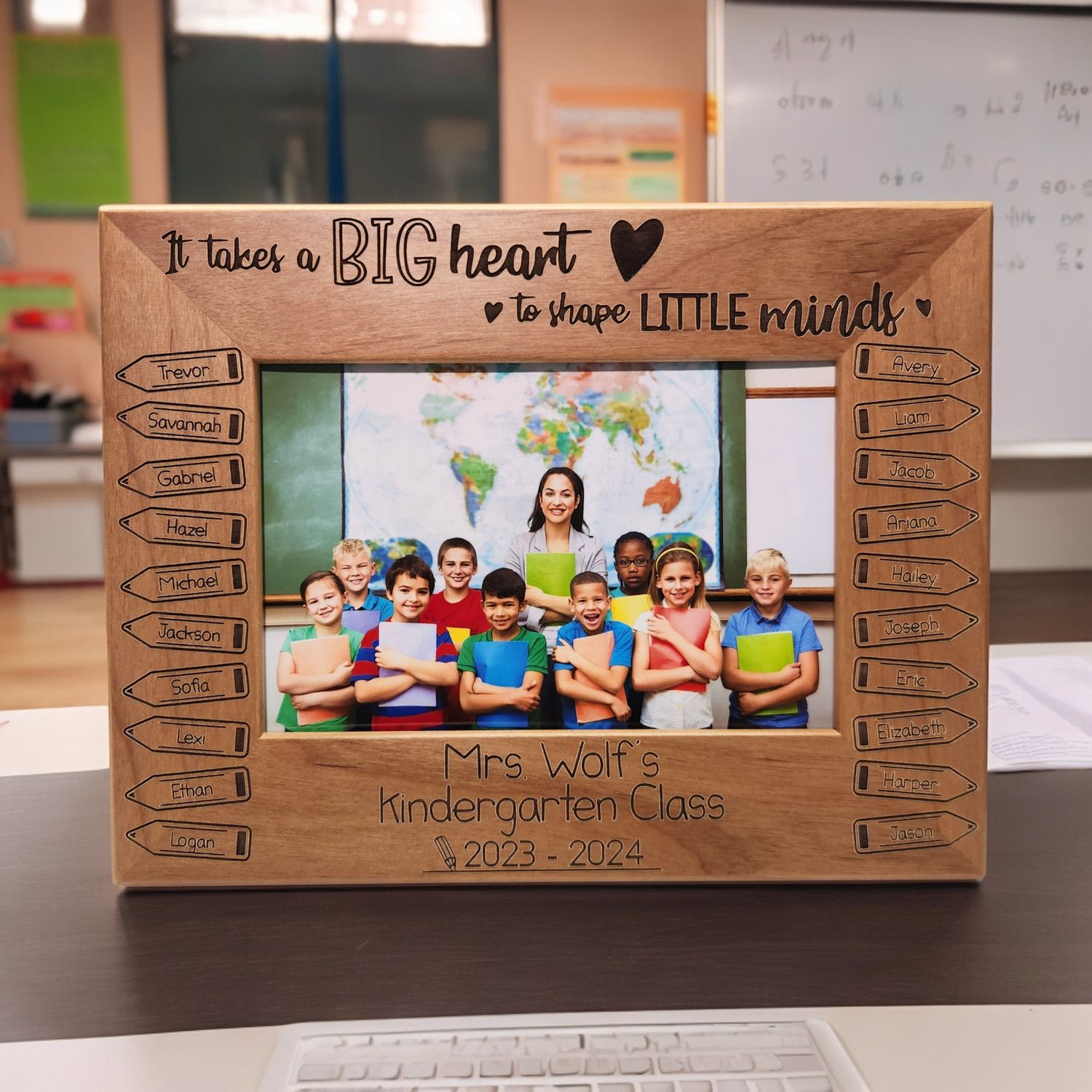 Teacher Gift Frame | Appreciation Gift | Teacher and up to 24 kids names | It takes a Big Heart to Shape Little Minds | Picture Frame, Picture Size: 4x6, Orientation: Landscape/Horizontal