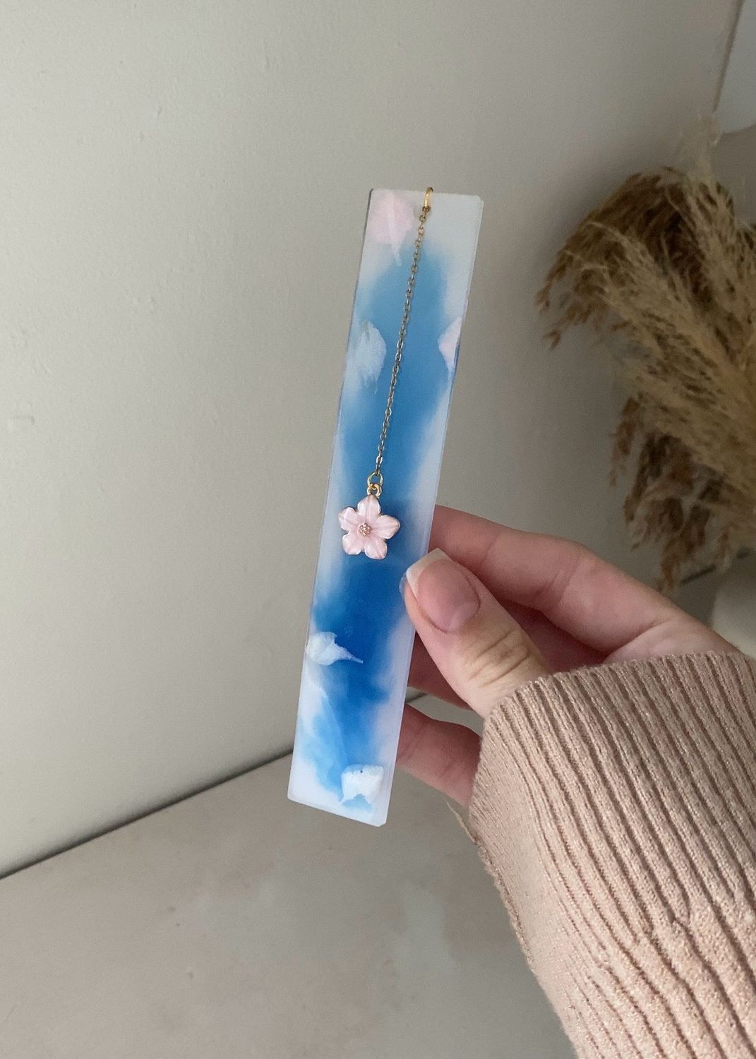 Marque page « A un clic de toi 🌸 »