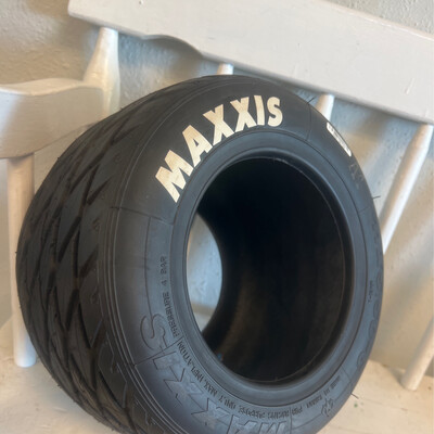XR Maxxis 11x5.5-6