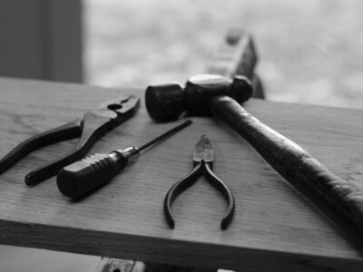 Pliers, Pincers, Twisting and Cutting Tools