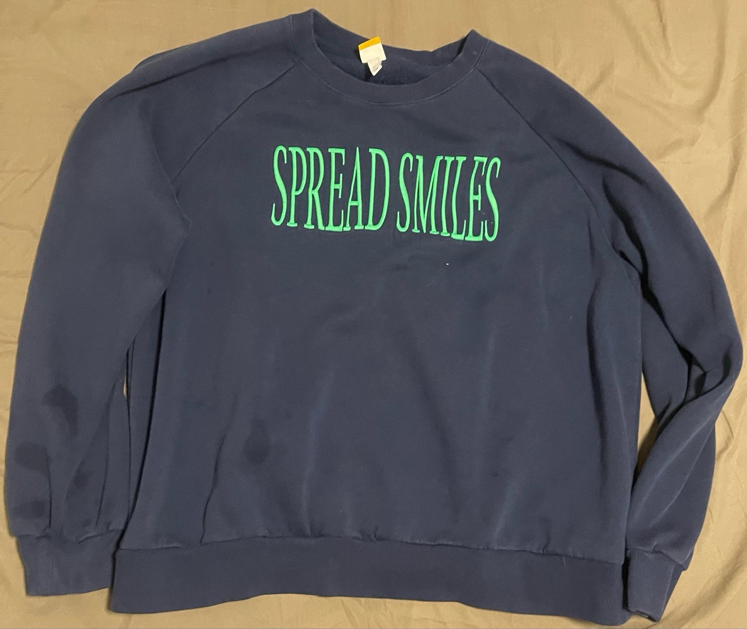 Vintage “SPREAD SMILES” Pullover