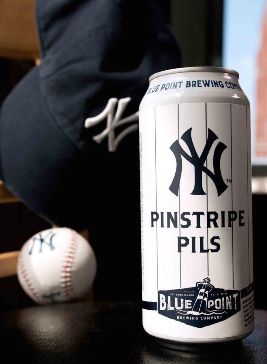 BLUE POINT PINSTRIPE PILS 25OZ CAN