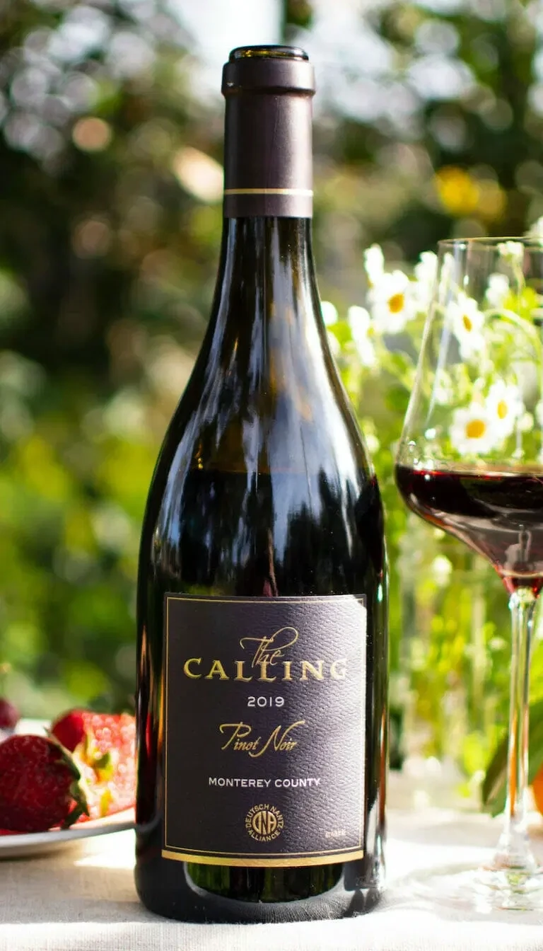 THE CALLING MONTEREY PINOT NOIR 750ML