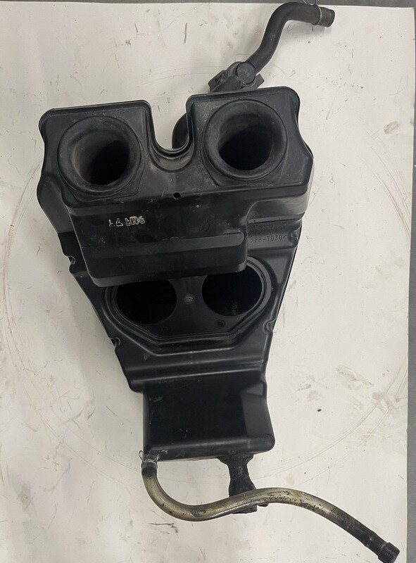 Air Box - 2010 Kawasaki Ninja EX650C