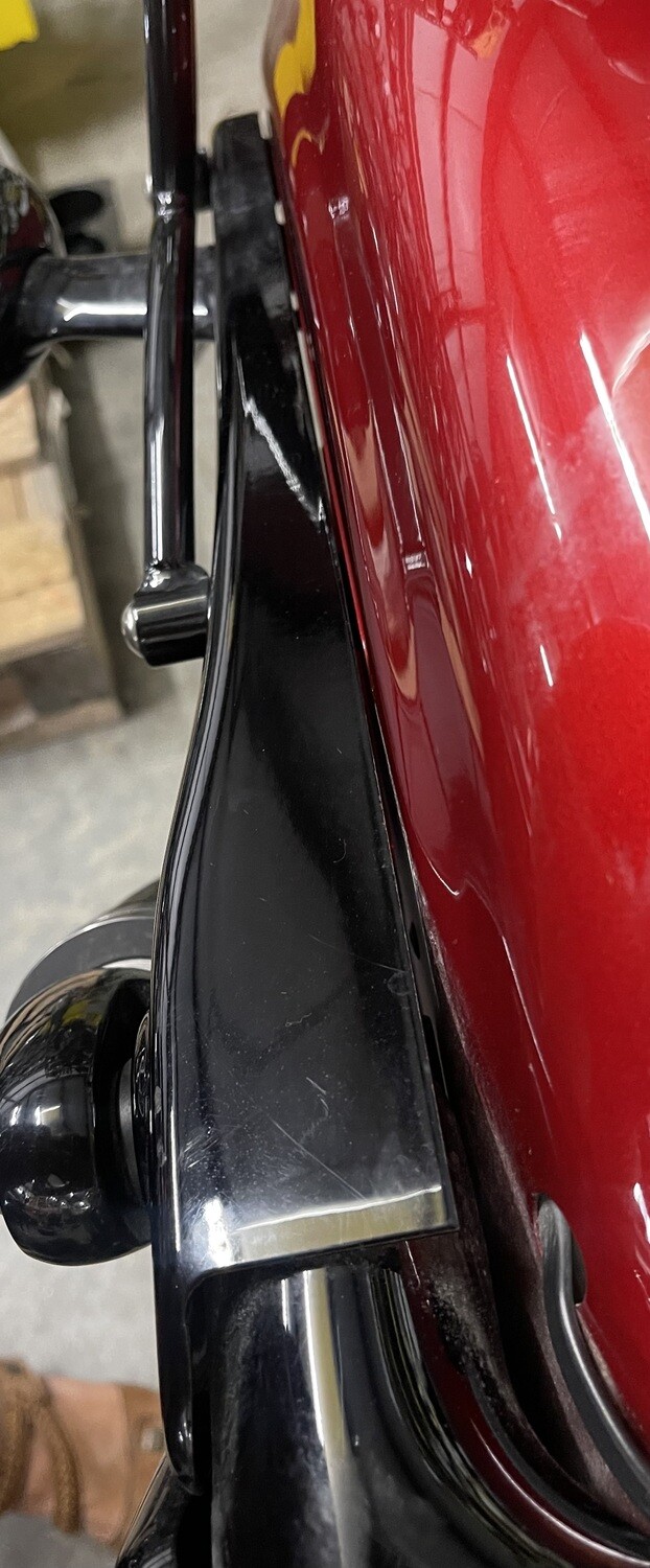Rear Fender Supports Struts 2019 Harley Sportster XL883N