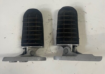Front Foot Rests  2001 Honda Goldwing GL1800A