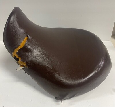 Driver Seat-2006 Honda Shadow VT750C-Damaged Driver Seat-2006 Honda Shadow VT750C-Damaged