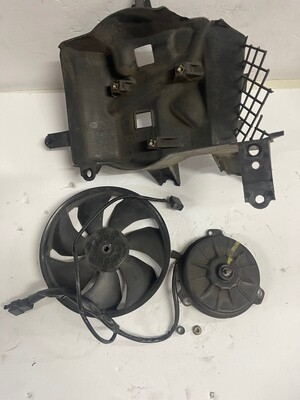 Radiator Fan w/ Shroud- 2001 Honda Goldwing GL1800A Radiator Fan w/ Shroud- 2001 Honda Goldwing GL1800A