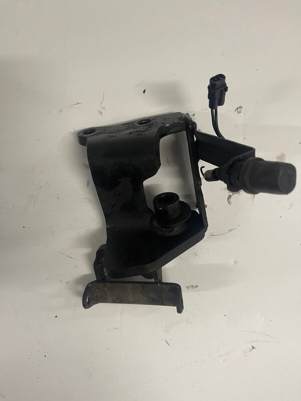 Rear Brake Lever Bracket-2018 Yamaha XV1900 CFD