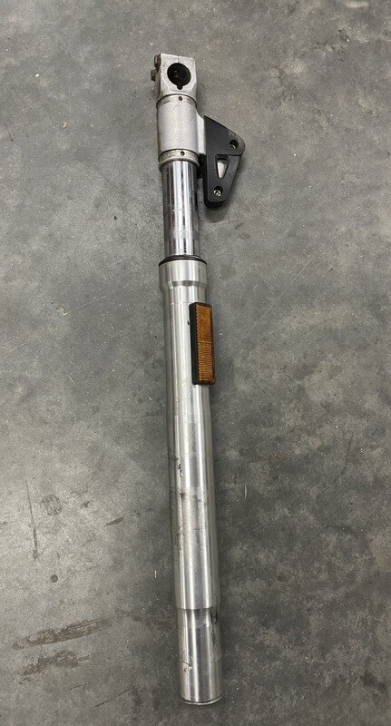 Right Front Fork-2000 Ducati Monster M750D
