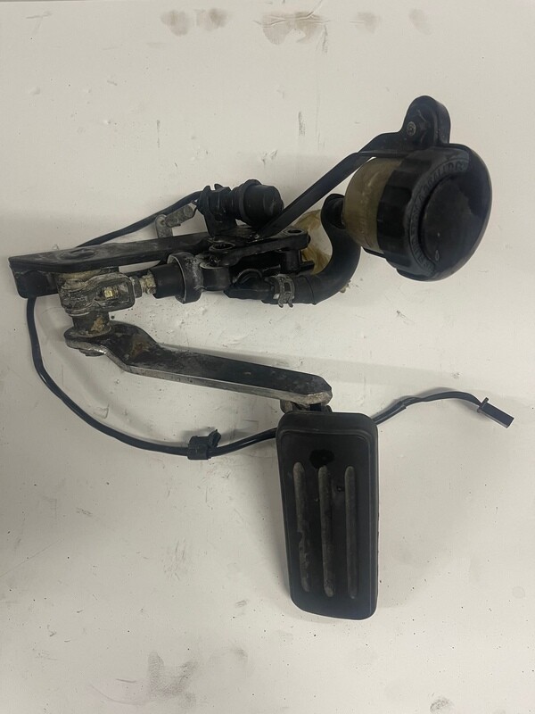 Rear Brake Pedal Master Cylinder-2000 Yamaha XV1600 Road Star