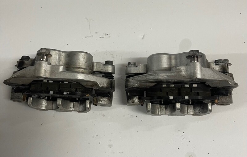 Front Brake Calipers Left & Right-2000 Yamaha XV1600 Road Star