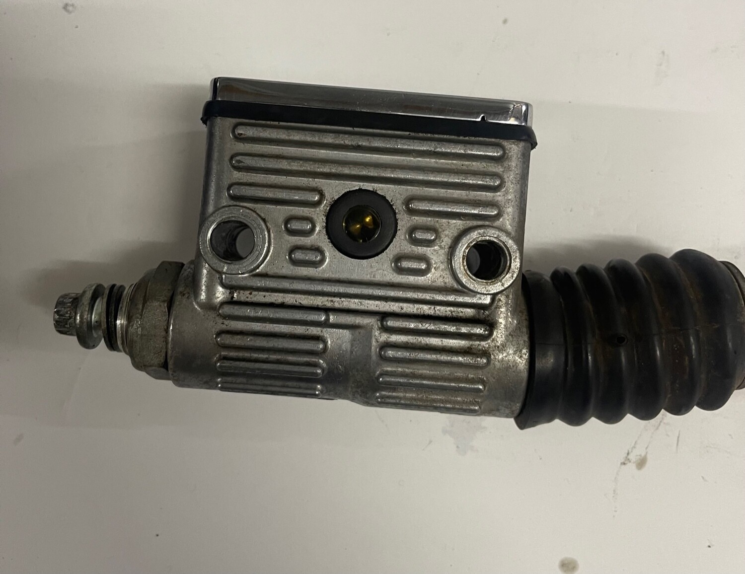 Rear Brake Reservoir/Master Cylinder-1999 Harley-Davidson Sportster 883