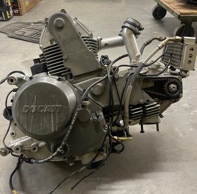 Engine Motor-For Parts Only--2000 Ducati Monster M750D Engine Motor-For Parts Only--2000 Ducati Monster M750D