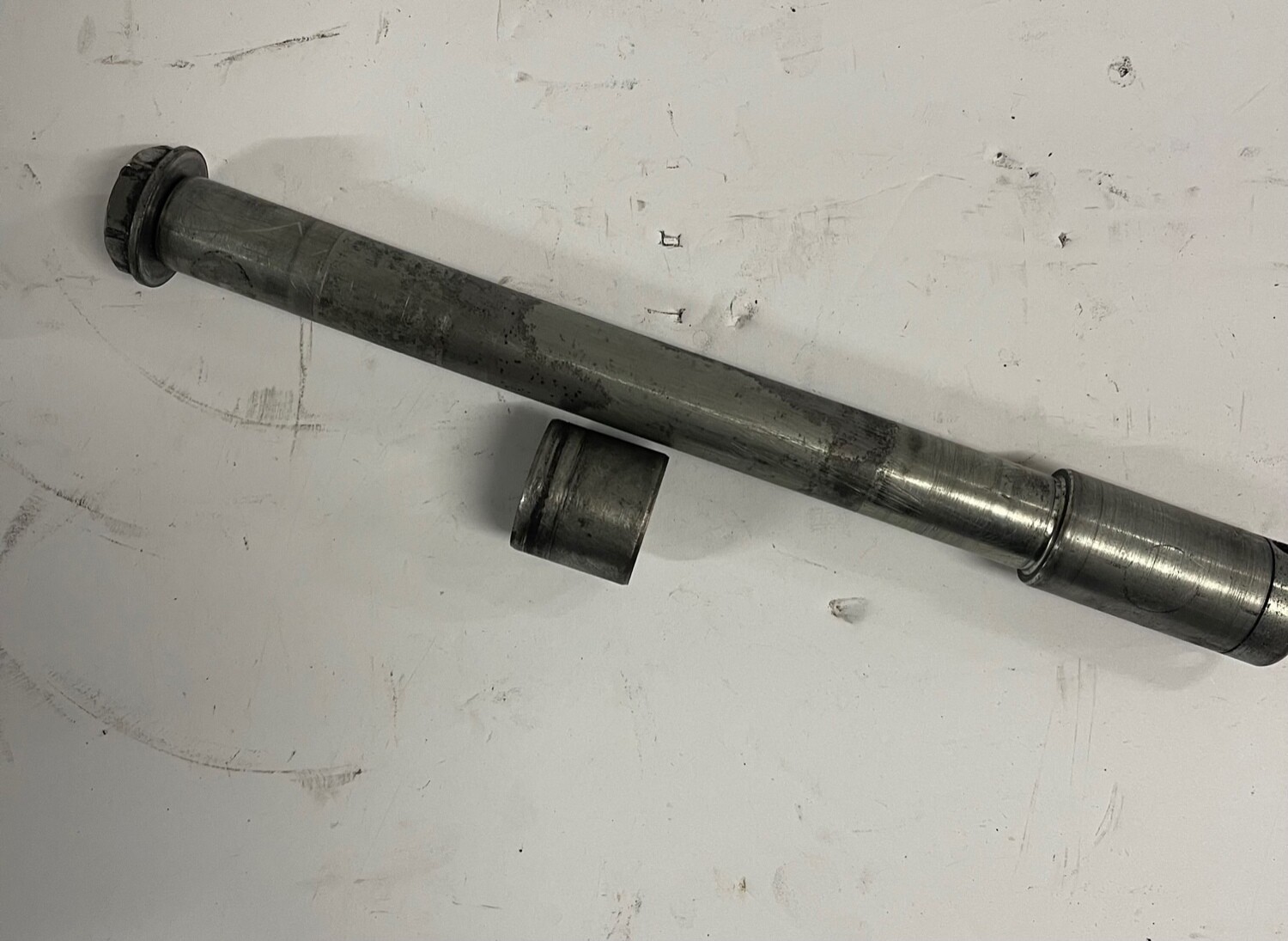 Front Axle Bolt-2000 Honda CB750 Nighthawk