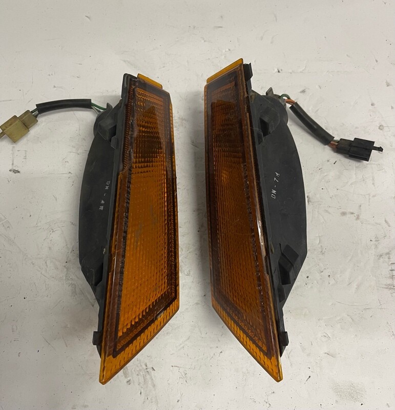 Front Turn Signals Left Right-1995 Honda Goldwing GL1500