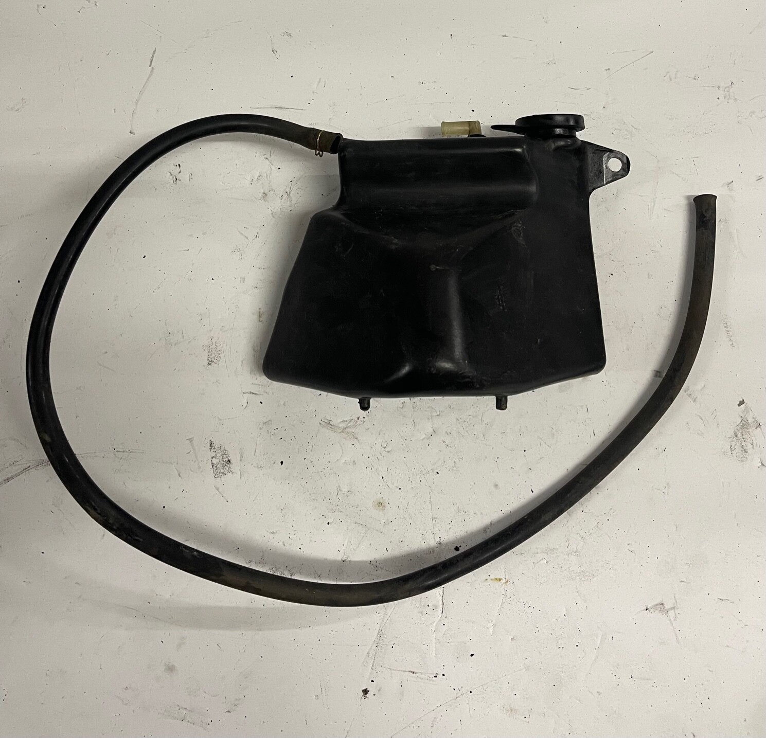 Coolant Reservoir-1995 Honda Goldwing GL1500