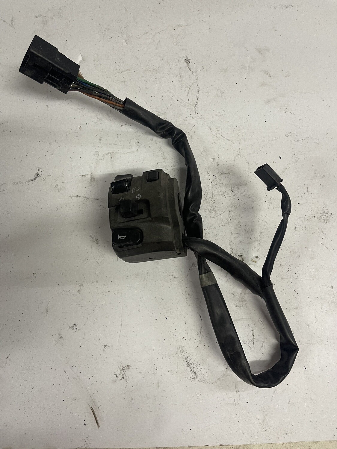 Left  Handlebar Control-2011 Kawasaki Ninja ZX600