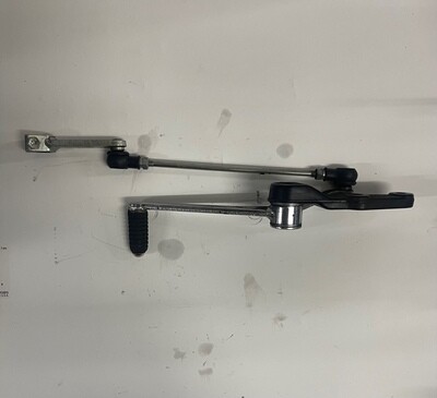 Gear Shift Pedal and Linkage- 2012 Suzuki GSX650