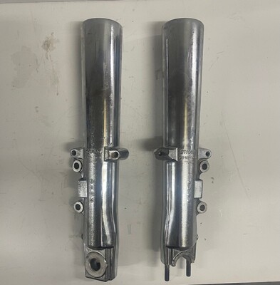 Lower Fork Legs Showa 6583-10-1999 Harley FLHTCUI