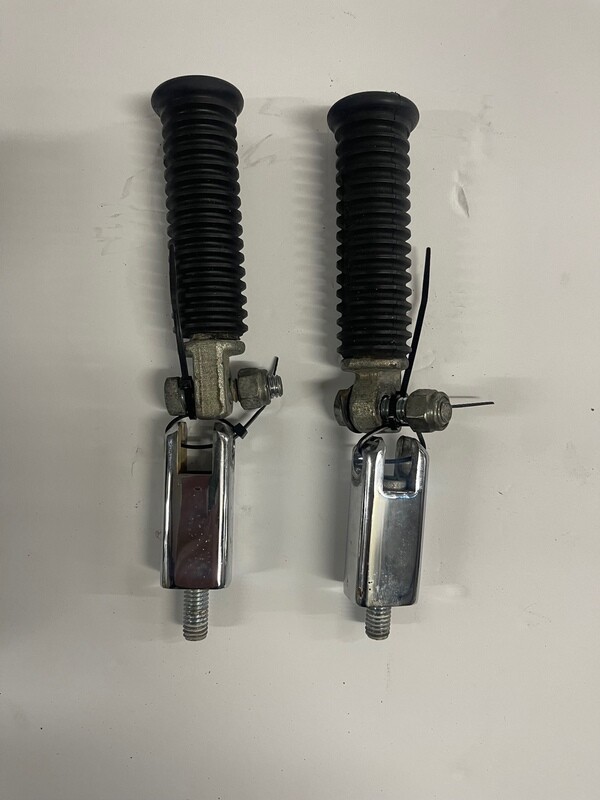 Passenger Pegs-1996 Harley-Davidson Sportster XL883-Only 2578 Miles !