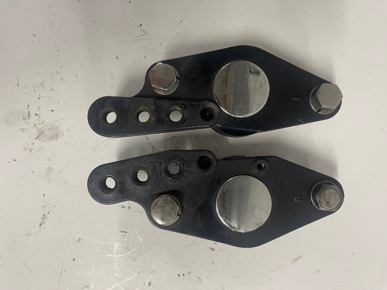 Swingarm Pivot Mount Brackets-Left & Right-1999 Harley-Davidson FLHRCI Road King Classic