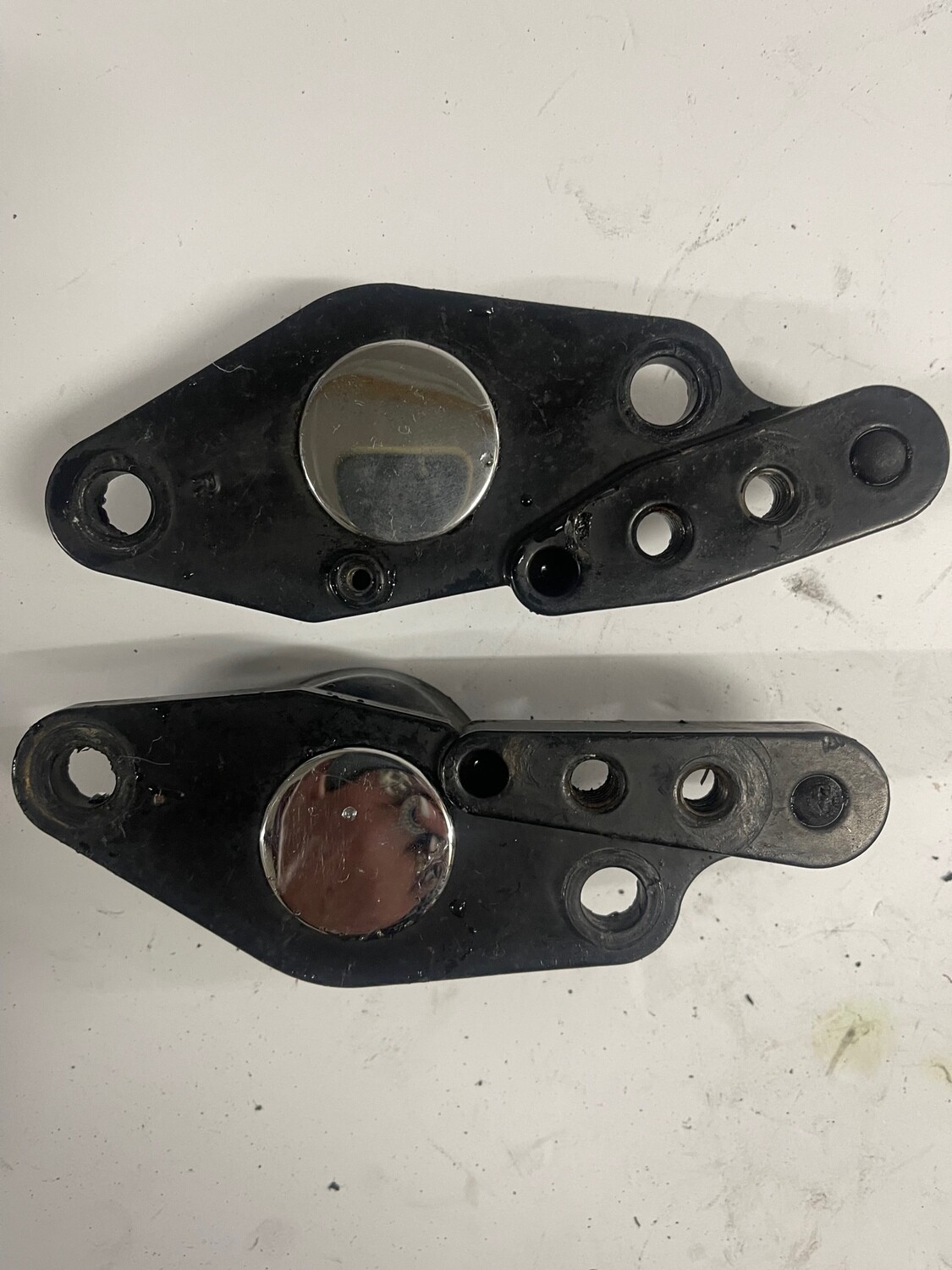 Swingarm Pivot Mount Brackets Left & Right-2001 Harley-Davidson FLTR Road Glide